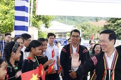 Chủ tịch nước dự Ngày hội Đại Đoàn kết toàn Dân tộc tại Phú Yên