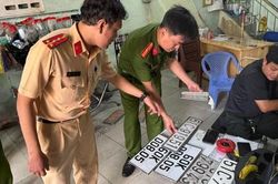 Công an TPHCM: Đồng loạt ra quân kiểm tra, xử lý các cơ sở cung cấp biển số xe trái phép