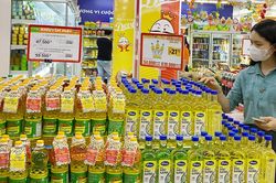 Dự trữ hàng Tết Nguyên đán: Hàng Việt chiếm ưu thế