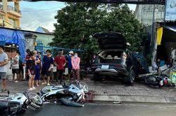 'Ma men' lái ô tô gây tai nạn liên hoàn tại Thủ Đức khiến 3 người thương vong