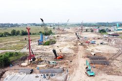 Chuẩn bị thông tuyến đường công vụ thi công sân bay Long Thành
