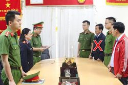 Tổng Giám đốc Công ty Cao su Sơn La bị khởi tố