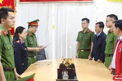 Khởi tố Tổng Giám đốc Công ty CP Cao su Sơn La và đồng phạm về tội 'Mua bán trái phép hóa đơn'