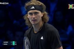 Alexander Zverev có khởi đầu như mơ tại ATP Finals