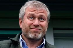 Chelsea có thể bị trừ điểm vì vi phạm luật công bằng tài chính
