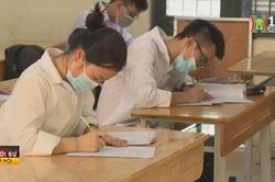Thi tốt nghiệp năm 2025 với hai môn thi bắt buộc