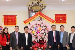 Bí thư Tỉnh ủy Ninh Bình chúc mừng MTTQ tỉnh nhân kỷ niệm Ngày truyền thống
