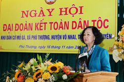 Đồng chí Trương Thị Mai dự Ngày hội đại đoàn kết toàn dân tộc tại Thái Nguyên