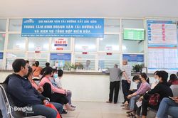Tạm dừng 3 chuyến tàu do ảnh hưởng lũ lụt miền Trung