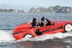 Đang làm rõ việc 'ô tô siêu sang' lướt trên vịnh Hạ Long