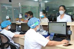 Những giấy tờ người dân cần mang đi khám chữa bệnh BHYT
