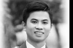Thượng úy Trần Trung Hiếu được thăng cấp bậc hàm Đại úy