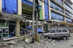 Hình ảnh trận động đất dữ dội ở Philippines