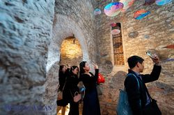 Khám phá không gian triển lãm bên trong tháp nước Hàng Đậu