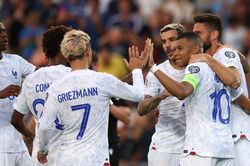 Lịch thi đấu bóng đá hôm nay 18/11: Pháp vs Gibraltar, Đức vs Thổ Nhĩ Kỳ