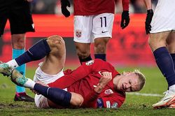 Haaland chấn thương, Man City lo 'sốt vó' trước thêm trận chiến với Liverpool