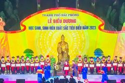 Hải Phòng dành 1,32 tỷ đồng khen thưởng 132 học sinh, sinh viên xuất sắc tiêu biểu