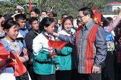 Thống nhất giữa ý Đảng - lòng dân, quyết tâm phấn đấu xây dựng Lai Châu ngày càng phát triển, giàu đẹp