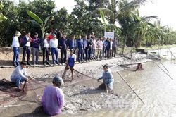 Hội thảo đầu bờ mô hình nuôi thương phẩm cá ngạnh