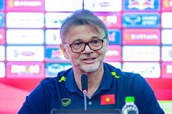 HLV Troussier: Tuyển Việt Nam đủ tự tin gây bất ngờ trước Iraq