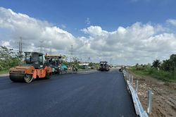 Tiếp tục hoàn thiện hạ tầng giao thông ở 2 đầu đất nước