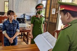 Nhân viên nhà thuốc lập khống hóa đơn, 'ỉm' hơn 400 triệu đồng