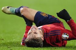 Gavi phải nghỉ thi đấu đến 8 tháng, Barcelona khóc vì Tây Ban Nha và virus FIFA