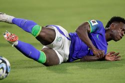 Nhiều sao lớn tạo ra 'nỗi buồn' của La Liga