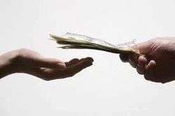 Trốn tránh nghĩa vụ cấp dưỡng cho cha mẹ bị xử lý như thế nào?