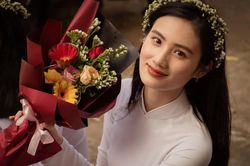Ý Nhi bất ngờ khoe ảnh thời học sinh, nhan sắc thuở dậy thì thế nào?