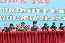 Huy động gần 1.500 người tham gia diễn tập khu vực phòng thủ tỉnh Ninh Bình