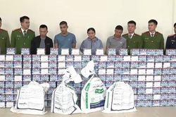 Nghệ An: Bắt giữ hàng chục đối tượng vận chuyển, buôn bán pháo nổ