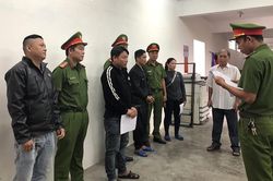 Khởi tố 5 đối tượng trong gia đình bắt giữ người trái pháp luật để đòi nợ