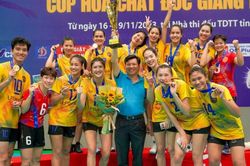 Rộ nghi vấn đáng buồn liên quan tới ngôi sao tấn công hàng đầu của bóng chuyền nữ Việt Nam sau giải VĐQG 2023