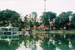 Lý do người trúng đấu giá nhà hàng Thủy Tạ nổi tiếng Đà Lạt bỏ cọc nửa tỷ