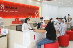 Động thái trái ngược của dàn lãnh đạo SeABank