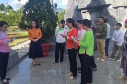 Lai Châu tổ chức tập huấn nghiệp vụ hướng dẫn viên du lịch tại điểm