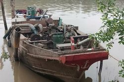 Vĩnh Long: Một cán bộ Công an bị thương nặng trong lúc xử lý 'cát tặc'