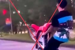 Xử lý nam thanh niên bốc đầu xe mô tô để khoe 'chiến tích'
