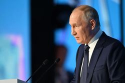 Tổng thống Putin: Công nghệ AI của phương Tây 'có chọn lọc và thiên vị, phớt lờ văn hóa Nga'
