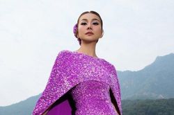 Hậu đám cưới, siêu mẫu Thanh Hằng làm vedette, catwalk thần thái tại Yên Tử