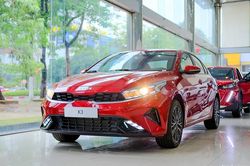 Giá xe KIA K3 'tạo đáy mới' tại đại lý, rẻ hơn cả Toyota Vios