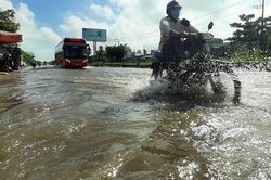 Miền Nam đón kỳ triều cường, nguy cơ ngập