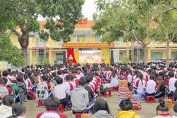 Trung đoàn 292, Sư đoàn Phòng không 377 tuyên truyền biển, đảo cho hơn 1.500 học sinh