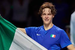 Jannik Sinner là niềm tự hào của quần vợt Ý