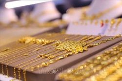 Giá vàng chiều nay (29-11): Vượt mức 74 triệu đồng/lượng