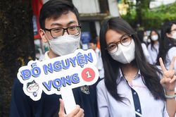 Thi tốt nghiệp THPT từ năm 2025 không bắt buộc tiếng Anh, có đáng lo?