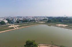 Bãi rác ô nhiễm trở thành công viên có hồ nước hình trái tim ở Bình Tân