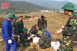 Tiêu hủy khối lượng lớn vật liệu nổ, vũ khí quân dụng là vật chứng vụ án