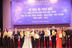 Bế mạc cuộc thi 'Âm nhạc mùa thu' và 'Hát Thính phòng - Nhạc kịch - Hợp xướng toàn quốc'
